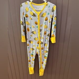 Little Sleepies Bee Happy Zippy